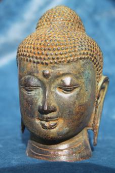 Buddhakopf altbronze gelblich 12 x 8 cm 